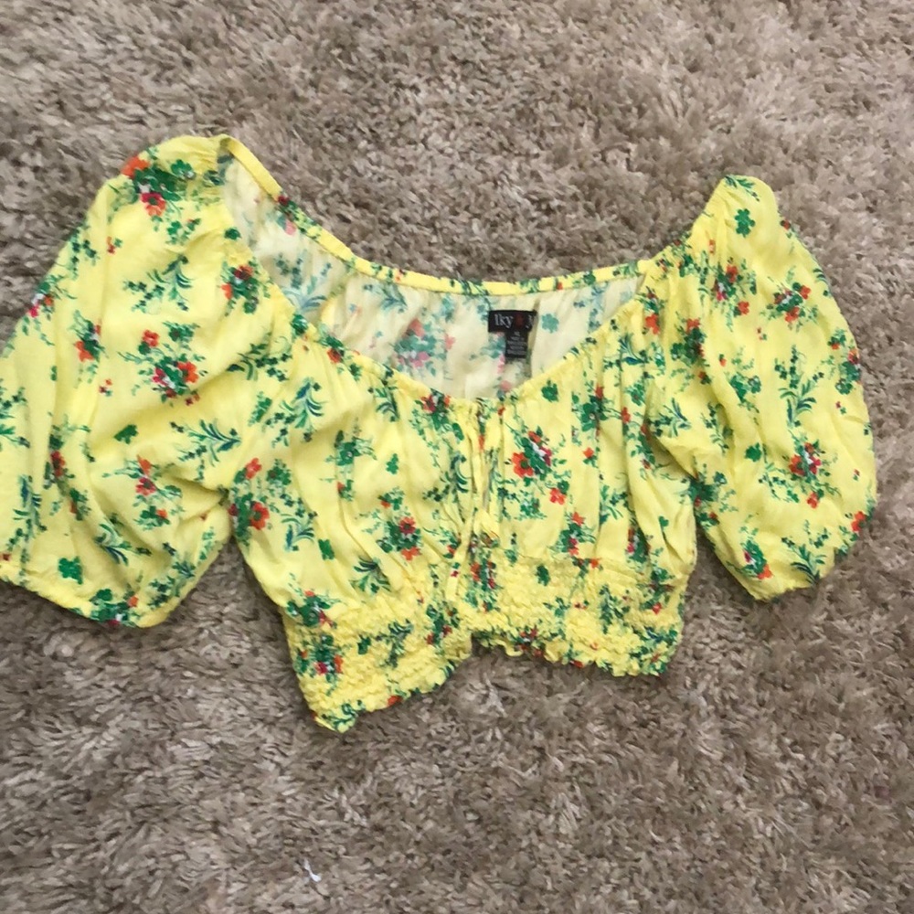 iky & me xl yellow floral blouse